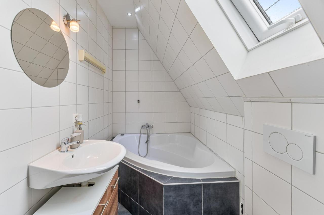Home2Stay Apartments Wendlingen Kitchen,Wifi,Smart Tv New Exteriör bild