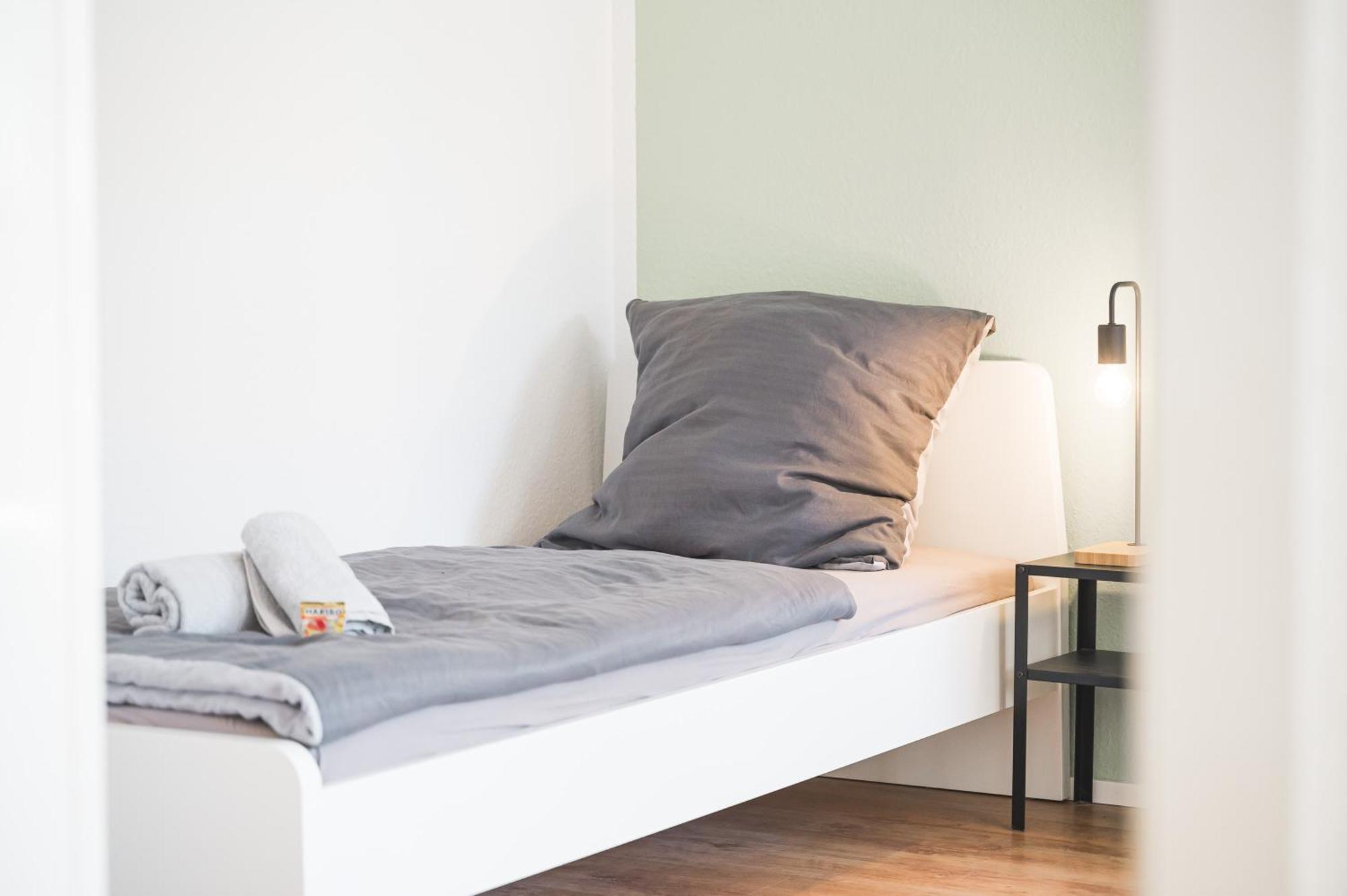 Home2Stay Apartments Wendlingen Kitchen,Wifi,Smart Tv New Exteriör bild
